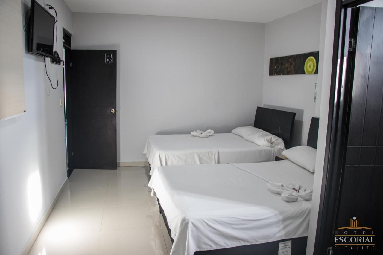 Hotel Escorial Pitalito Bagian luar foto